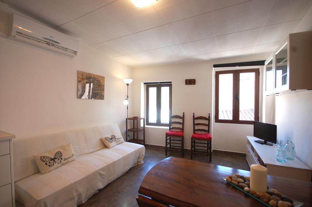 Lets Holidays Cozy Apartment 70 M. From The Beach In Tossa Τόσα ντε Μαρ Εξωτερικό φωτογραφία